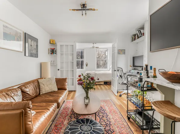 15 Jones Street image 1 of 6