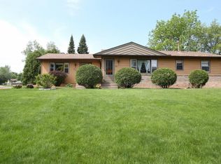 2044 Marble Ln, Eagan, MN 55122