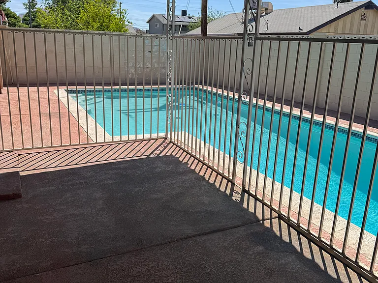 2912 Armin Ave — Photo 14