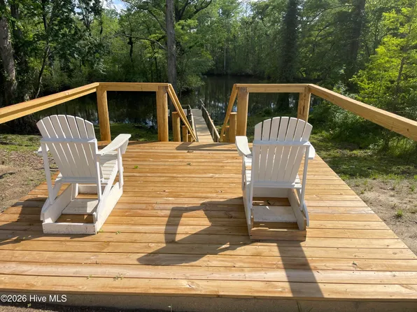 191 Griffin Ln, Washington, NC 27889