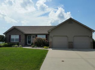 298 Westmore Dr, Aviston, IL 62216