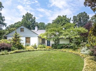 107 Kemp Rd W, Greensboro, NC 27410