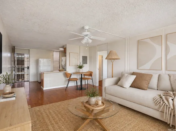 95061 Waikalani Dr #D706, Mililani, HI 96789
