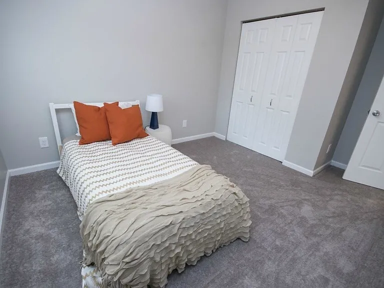 522 Gerald Ct — Photo 12