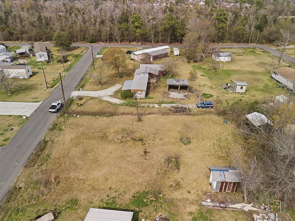 2nd image of 2623 Sharon Ln