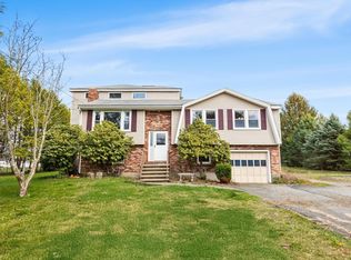 30 Wyman Rd, Billerica, MA 01821