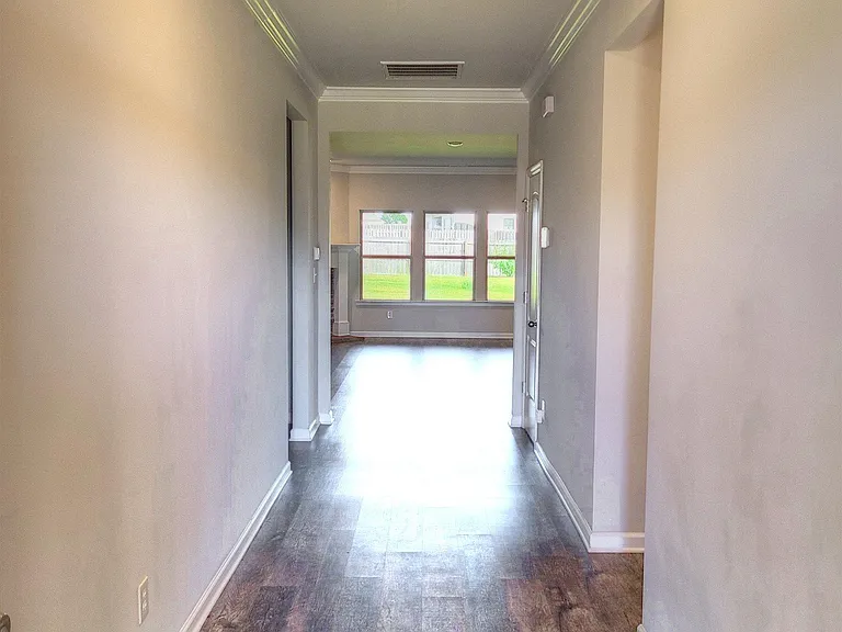 280 Dinner Tree Sq — Photo 3