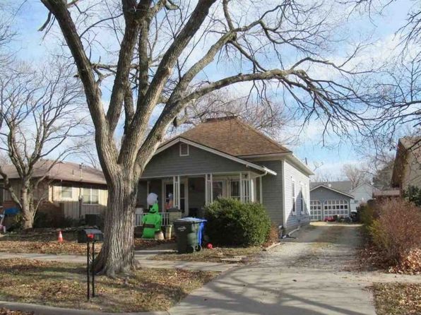 214 S Lincoln St, Hillsboro, KS 67063