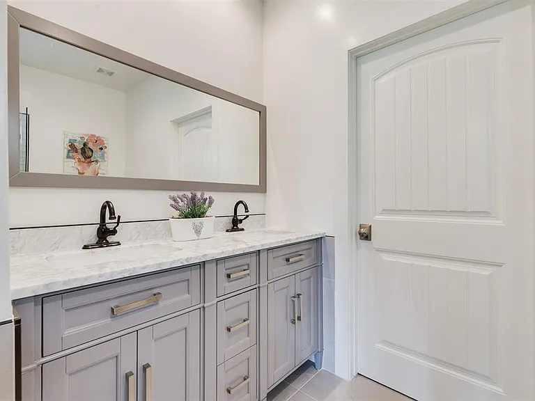 1209 Summer St — Photo 24