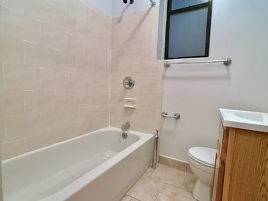 Rented by Sovereign Associates | media 22