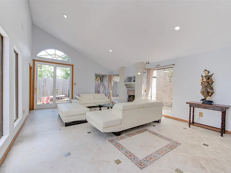 14214 Woodnook Dr — Photo 13