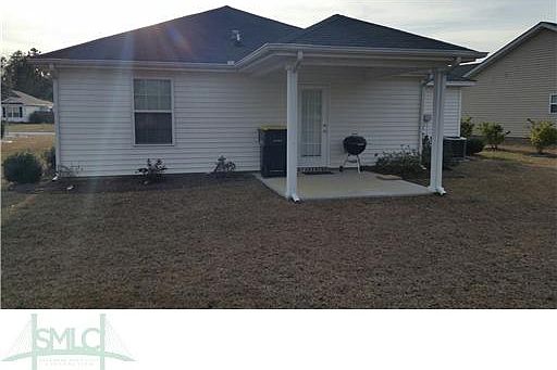 2nd image of 44 Twin Oaks Pl