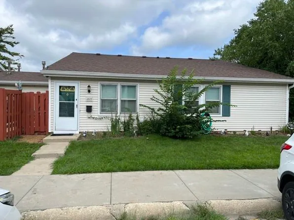1811 Jamestown Cir #1811, Hoffman Estates, IL 60169