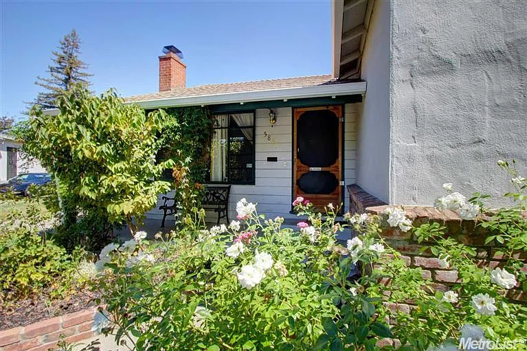 5833 9th Ave photo 1