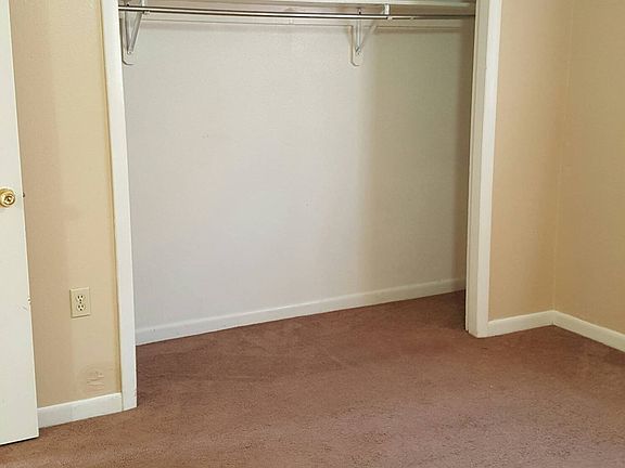 4th image of 2920 Glen Dale Dr APT 5