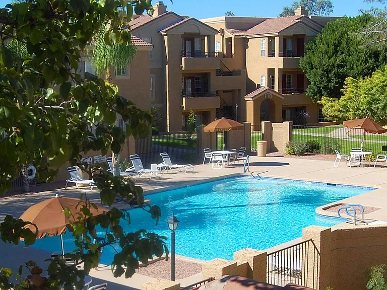 Sun Pool