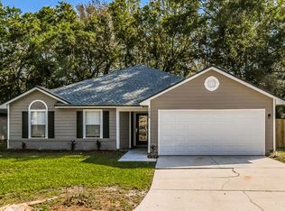 1368 High Plains Dr W, Jacksonville, FL 32218