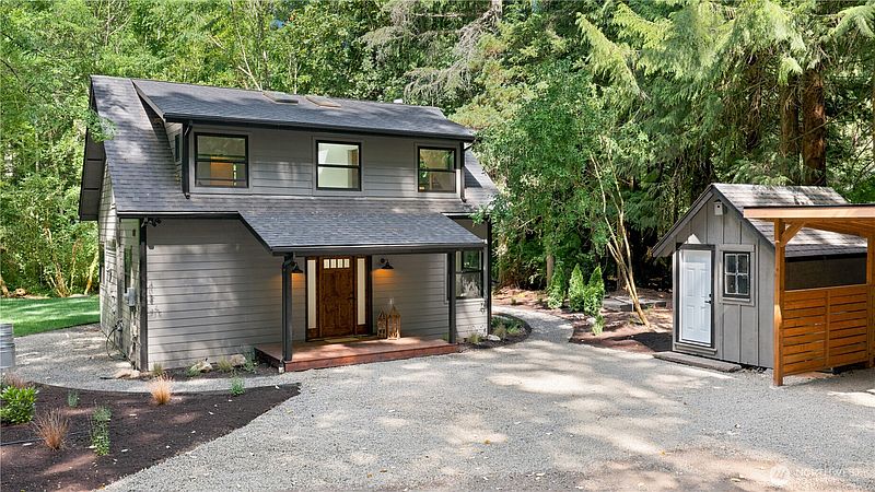 3rd image of 14151 Komedal Road NE