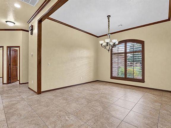 5th image of 2621 NW 151st St