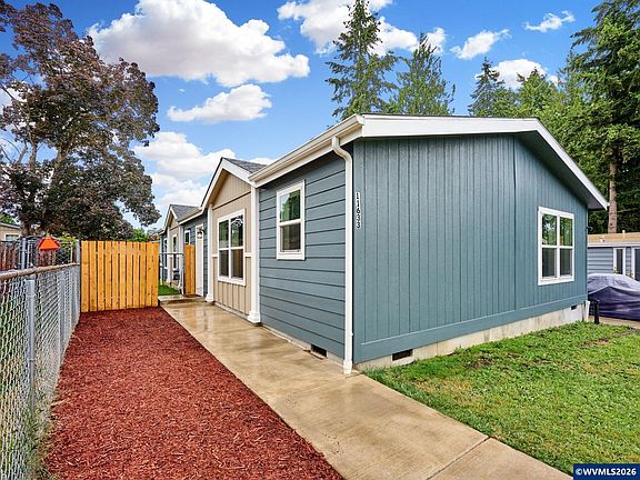 2nd image of 11633 Warbler Ln NE