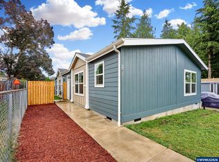 11633 Warbler Ln NE, Aurora, OR 97002