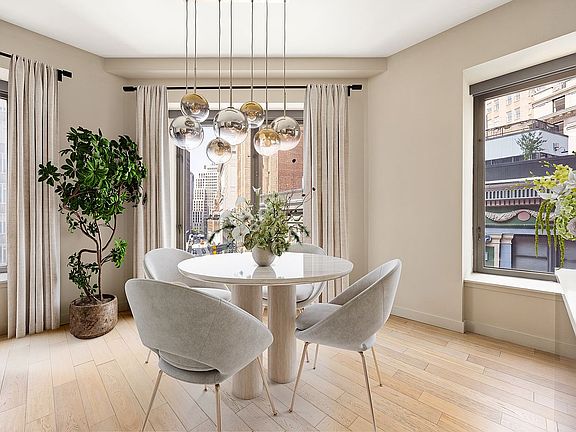 2nd image of 75 Wall St APT 20F
