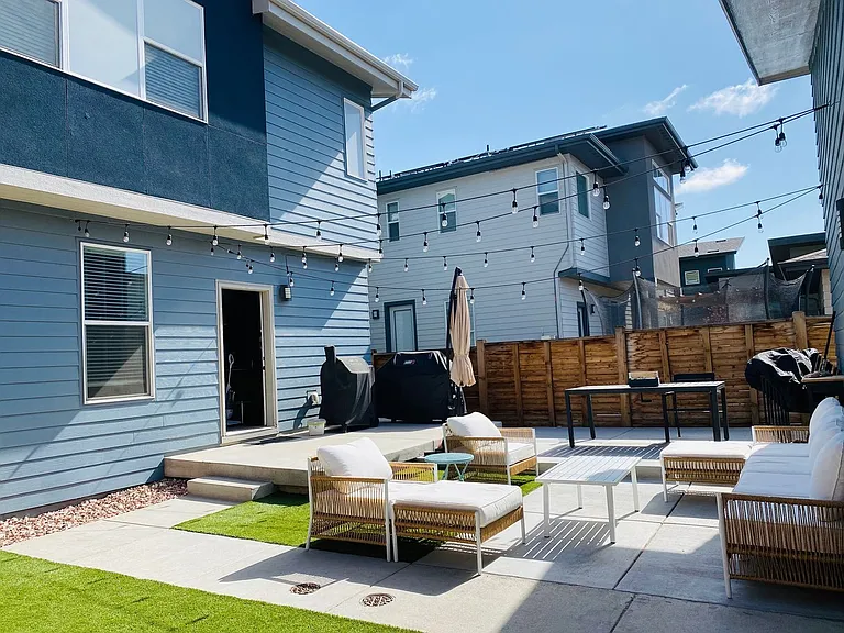 9416 E 59th Ave — Photo 8