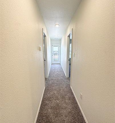 5th image of 956 Amarillo Ave
