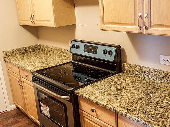 5th image of 3288 Page Ave APT 413