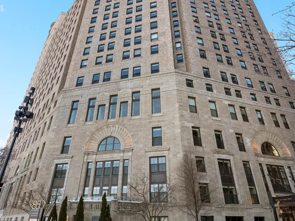 850 N Lake Shore Dr APT 612, Chicago, IL 60611