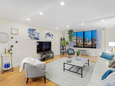 415 Newark St APT 8F, Hoboken, NJ, 07030