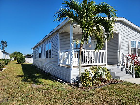 2nd image of 3914 Edam St