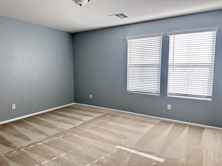 5758 Mia Skye St — Photo 3