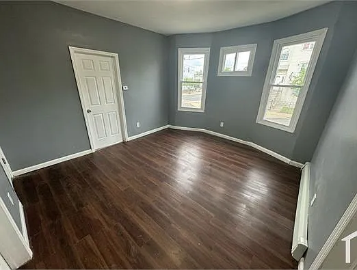 241 12th Ave #1 — Photo 2