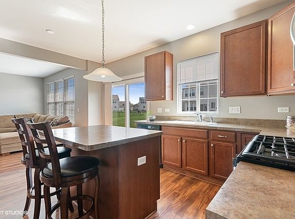 5th image of 3592 Edgewood Ln