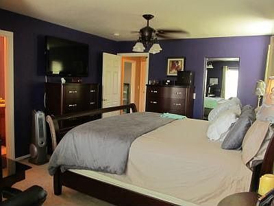 5th image of 9270 Onesto Ave