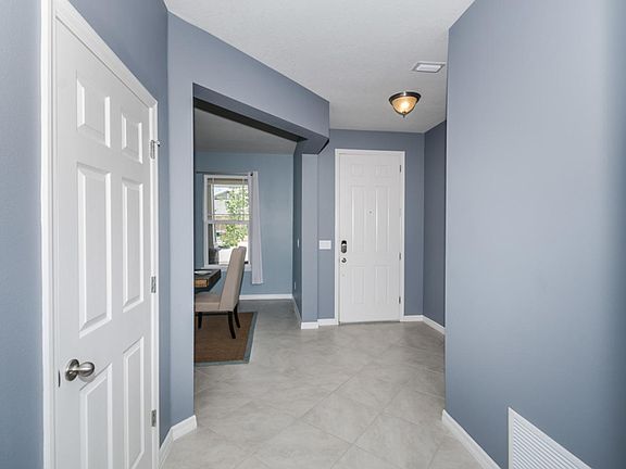 4th image of 5928 Jasper Glen Dr