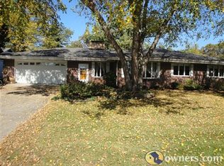 920 E 8th St, Hobart, IN 46342