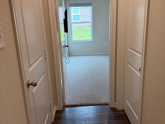 5th image of 4001 Gregg Tex Rd