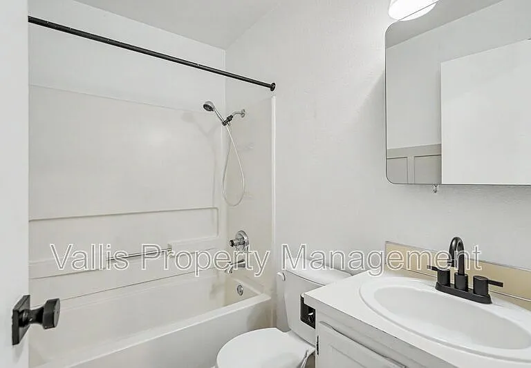 5260 Springcrest Dr S — Photo 3