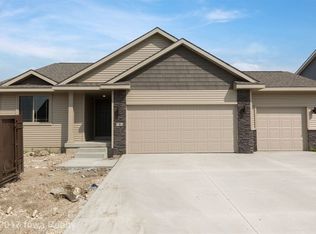 790 NE Addison Dr, Waukee, IA 50263