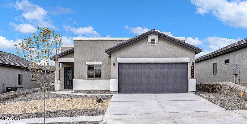 1st image of 13845 Paseo Perlas Dr