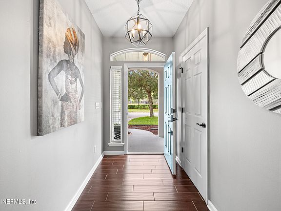 4th image of 14571 GARDEN GATE Drive
