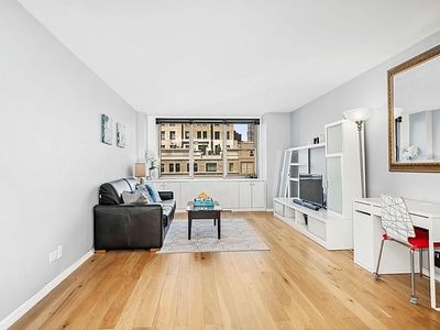 301 E 79th St APT 8C, New York, NY, 10075