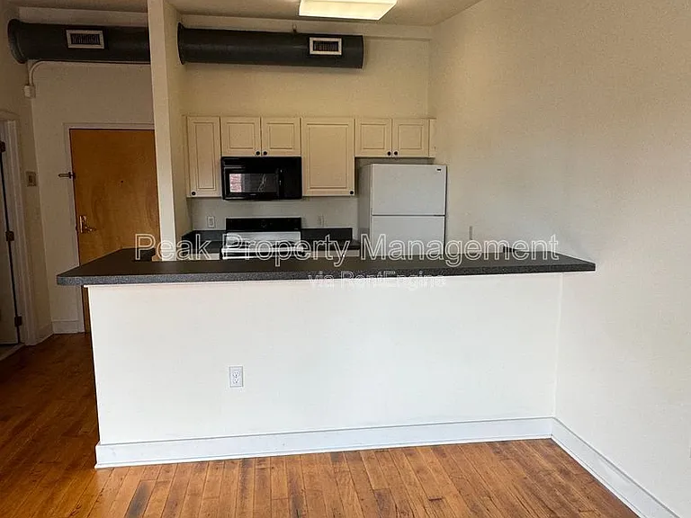 Poythress Apartments — Photo 23