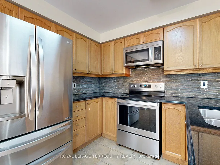 3647 Partition Rd — Photo 8