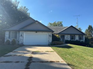 3198 Leeomi Dr, Britton, MI 49229