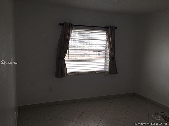 4th image of 18100 Atlantic Blvd APT 509