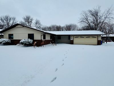 1915 Iowa Ave SE, Huron, SD, 57350