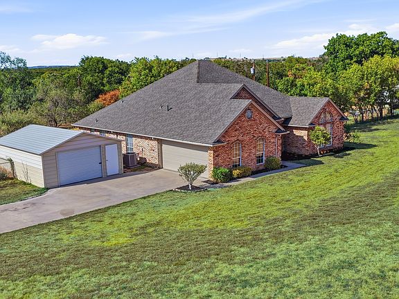 4th image of 3900 Ridge Rd